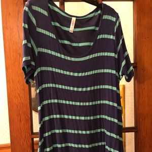 *3/$30* LuLaRoe Perfect Tee 2x